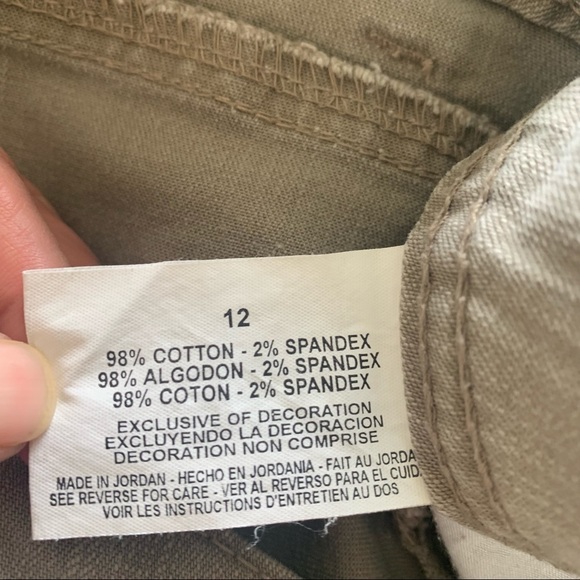 VINTAGE🧚♀️Gloria Vanderbilt Gray Embroidered Women’s Denim Shorts Size 12 - Picture 11 of 13